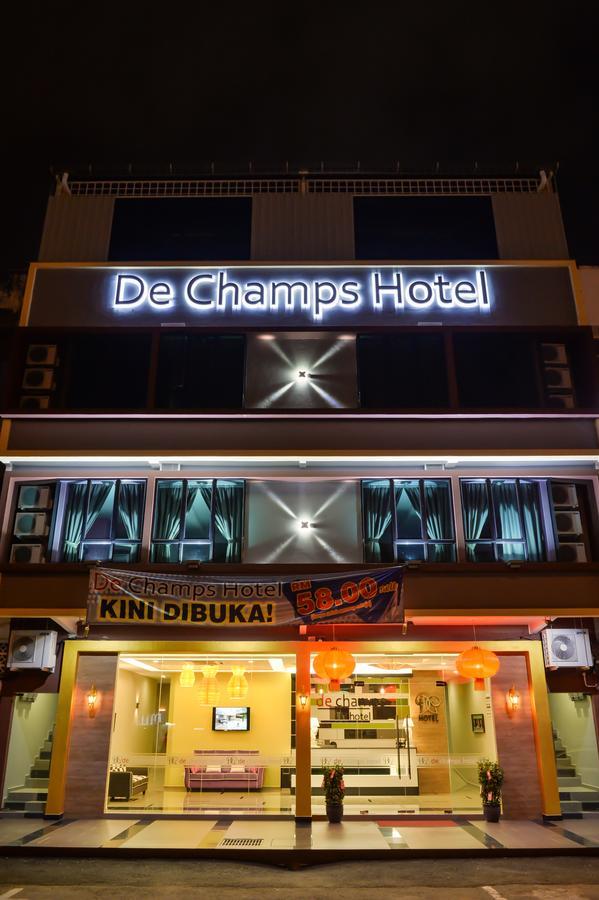 De Champs Hotel Kuantan Buitenkant foto